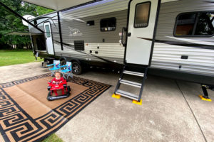 How to have a Successful Driveway Surf in Your RV / Travel Trailer