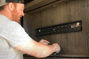 How to Mount a TV in an Camper